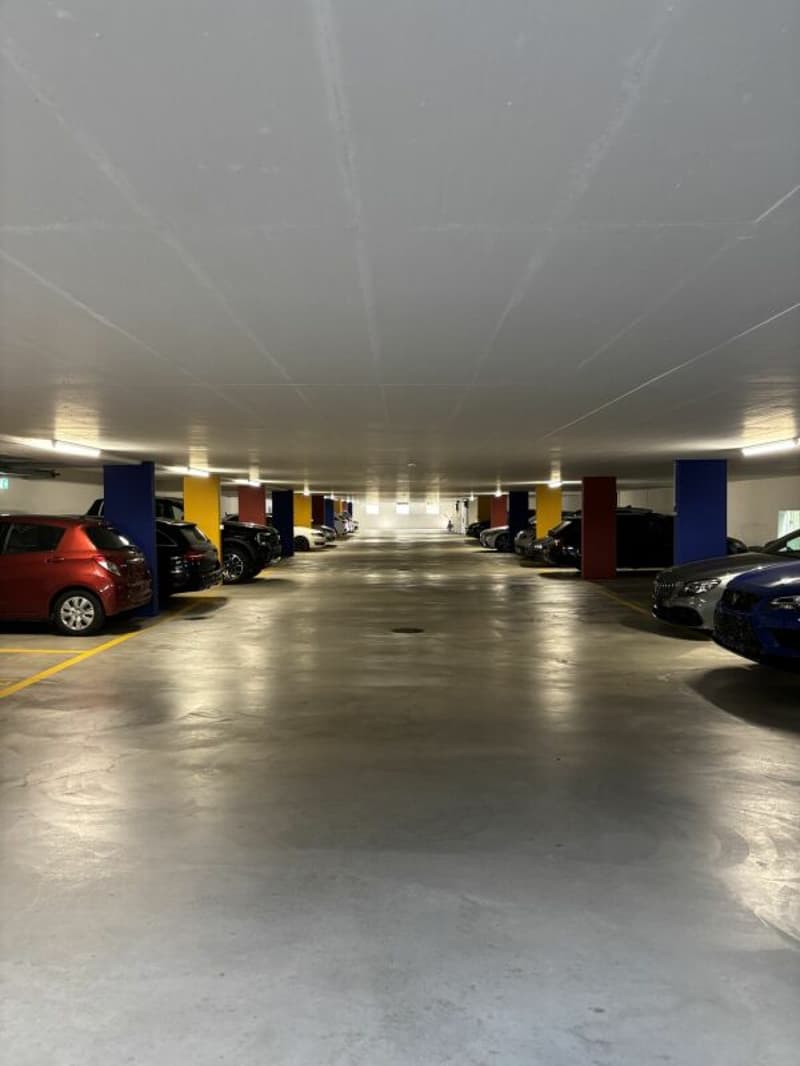 Parking spaces for rent (1)