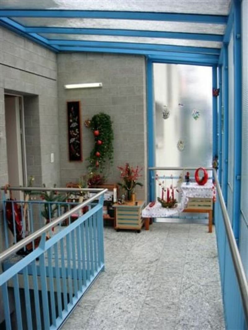 Treppenhaus/Wohnungseingang