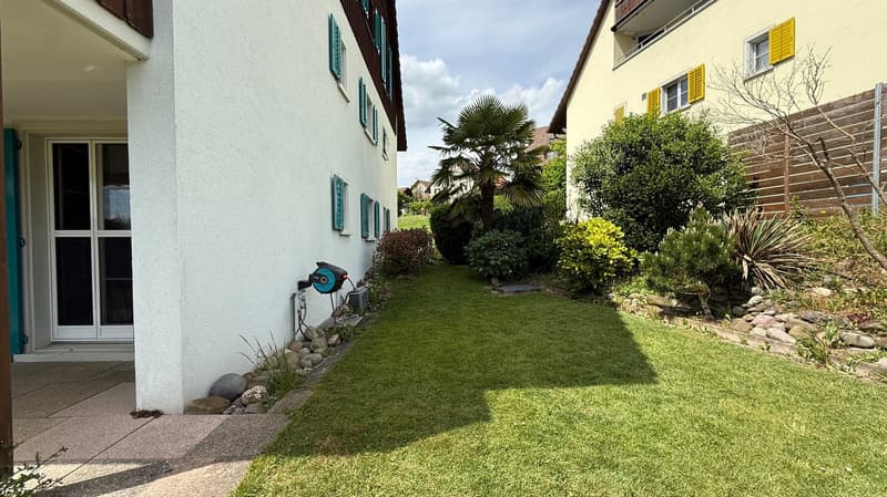 Delizioso appartamento di 5.5 locali con camino e vista a Lufingen (6)