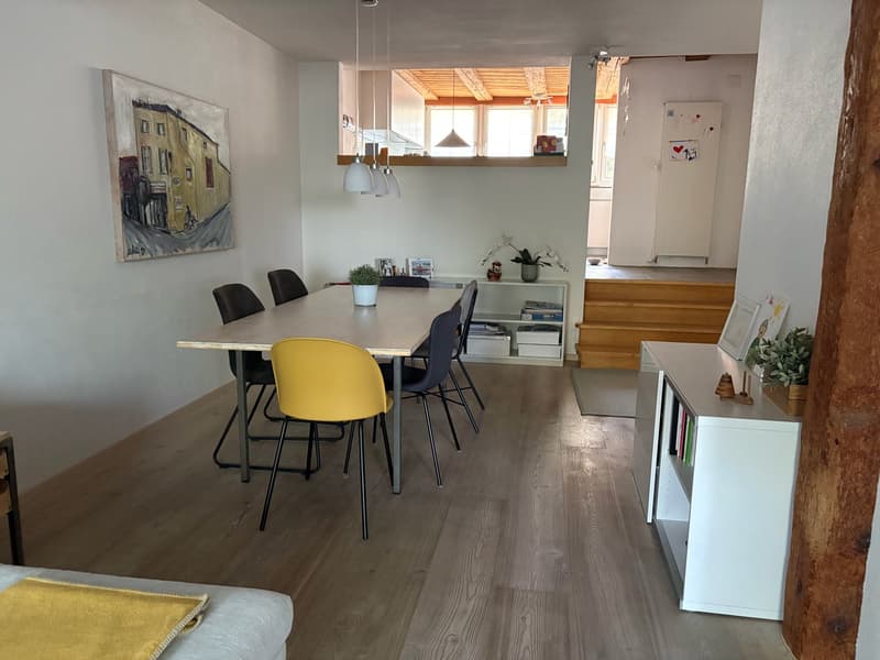 Historic middle house with annex apartment in the heart of Opfikon's old village center (4)