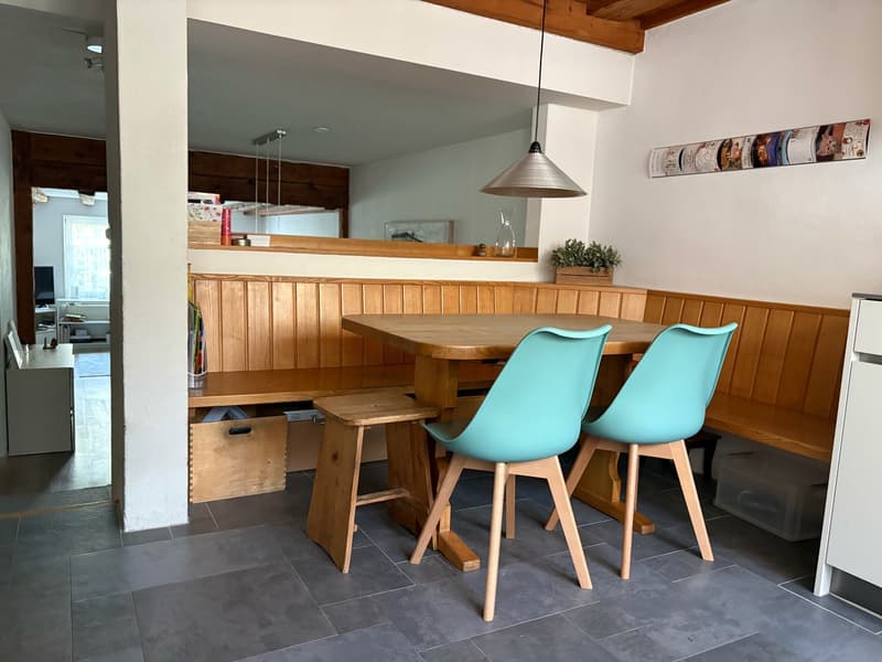 Historic middle house with annex apartment in the heart of Opfikon's old village center (3)