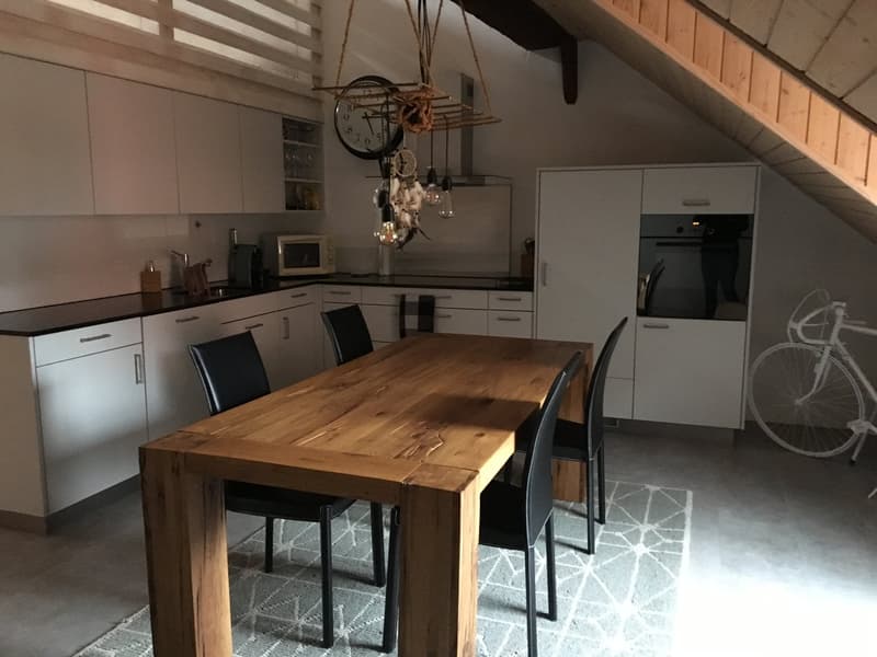 Historic middle house with annex apartment in the heart of Opfikon's old village center (11)