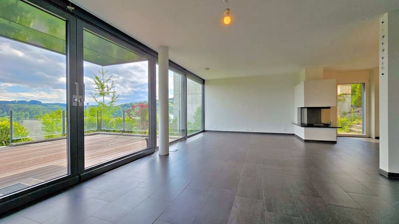 Modernes Einfamilienhaus mit viel Wohnraum und Weitsicht (8)