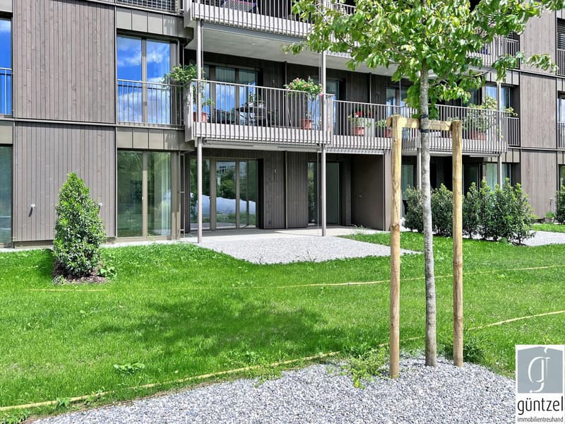Sitzplatz und Gartenanteil Südost
