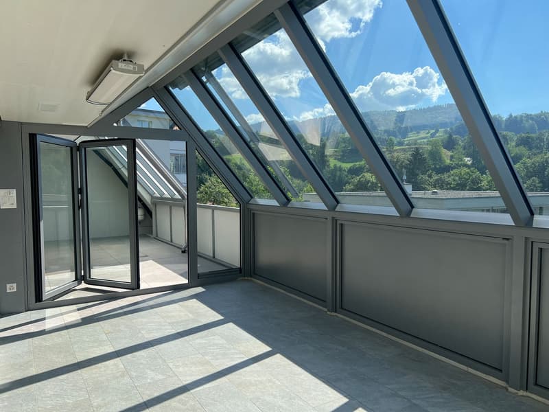 3.5-Zimmer-Wohnng mit grosser Terrasse / Wintergarten und herrlichem Ausblick (12)