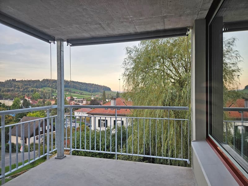 Gedeckter Balkon mit schöner Aussich nach Südwesten