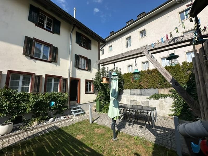 Ansicht Eigenheim südwest mit Umgebungsanteil