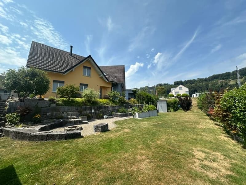 Ansicht ost mit Gartenanlage