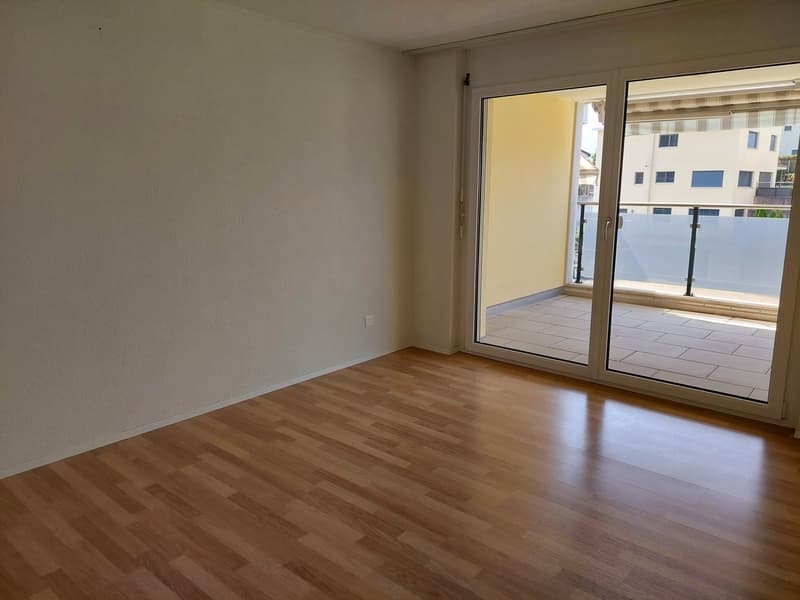 Helle Wohlfühlwohnung mit Blick ins Grüne (6)