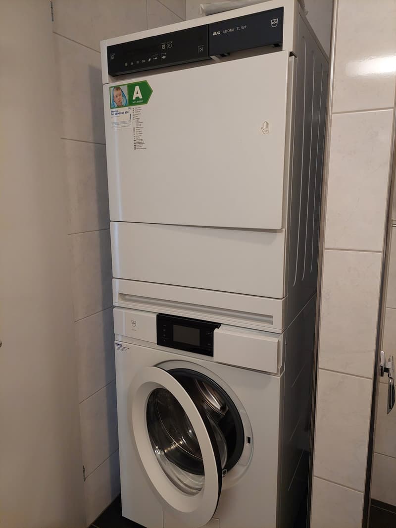 Helle Wohlfühlwohnung mit Blick ins Grüne (10)