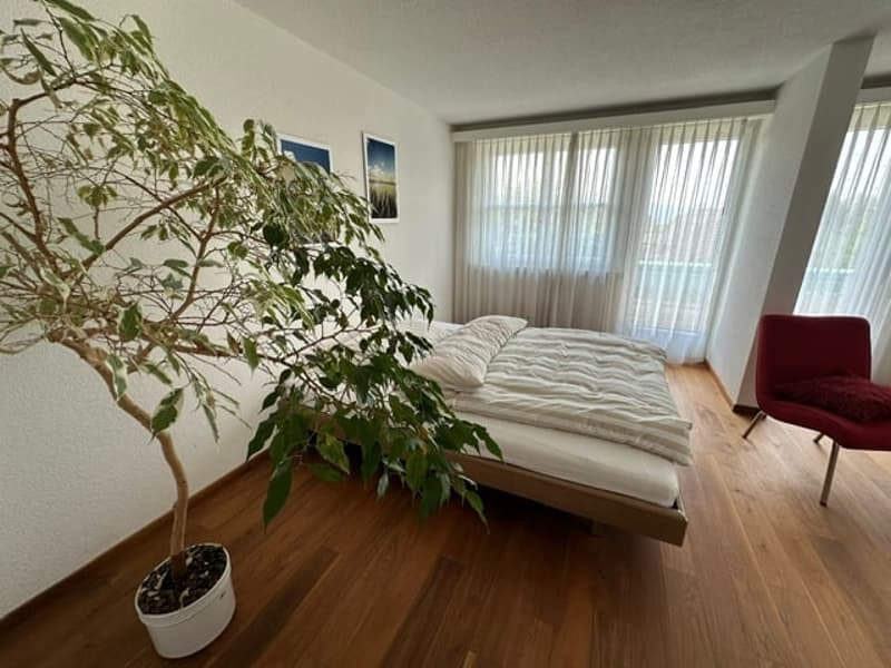 grosses Zimmer im Obergeschoss