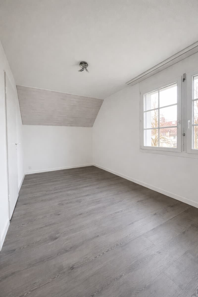 I primi 2 mesi gratuiti - Appartamento maisonnette moderno di 5,5 locali in una zona tranquilla a Hirzel ZH (8)