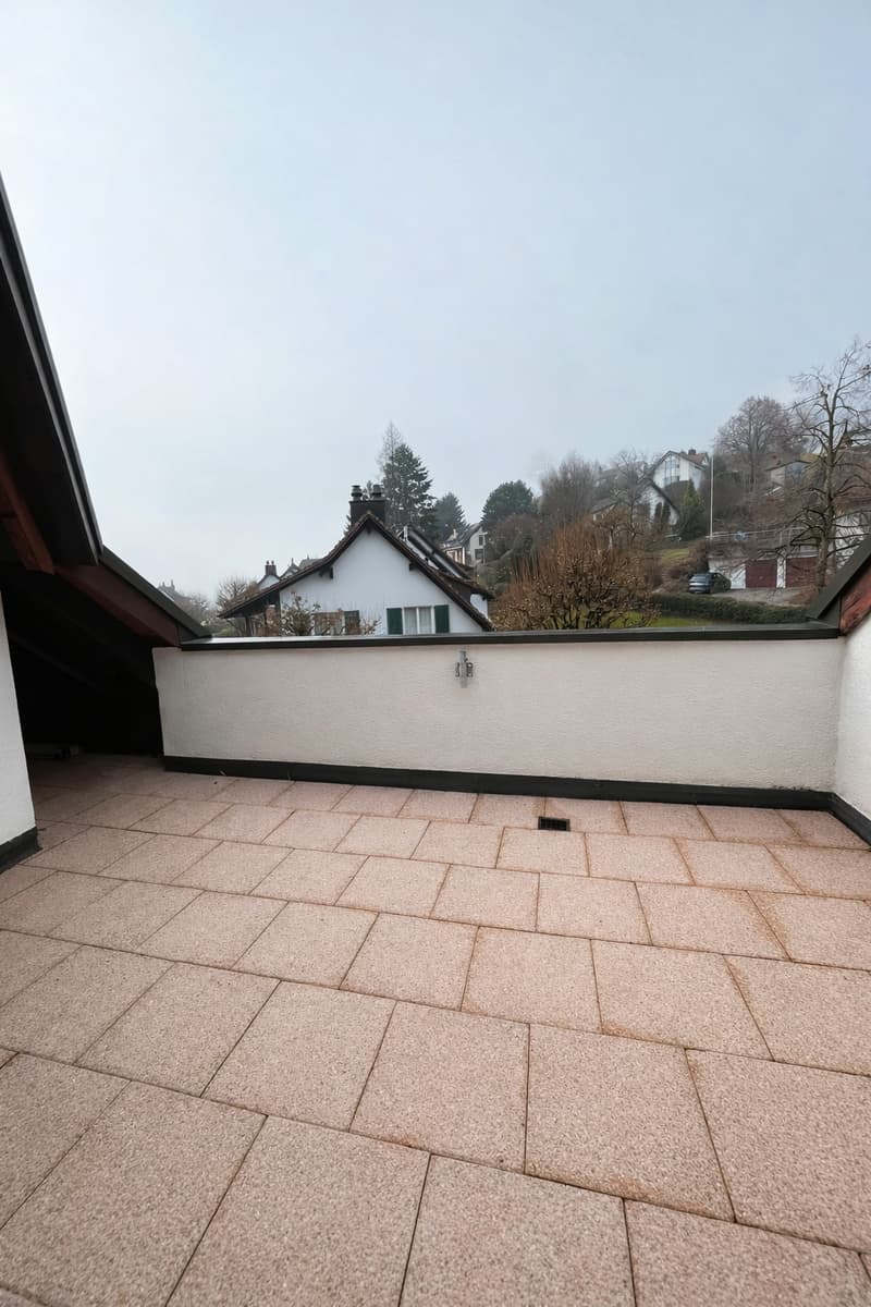 I primi 2 mesi gratuiti - Appartamento maisonnette moderno di 5,5 locali in una zona tranquilla a Hirzel ZH (13)