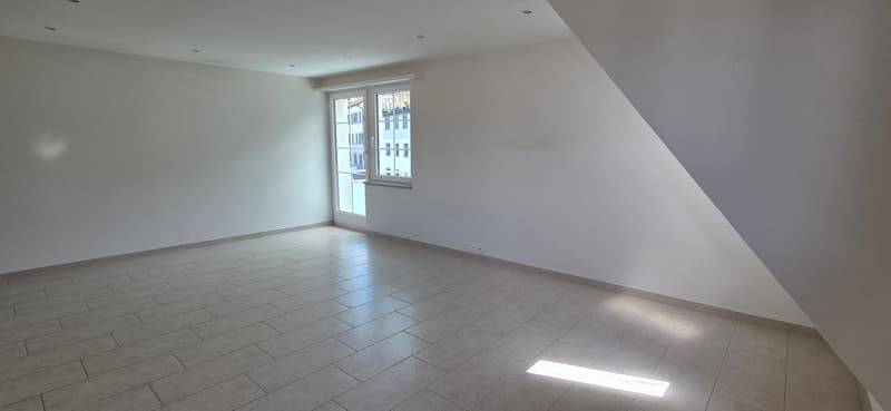 Maisonette mit Seesicht, privatem Garten und einzigartigem Wohnatelier inkl. Garage (26)