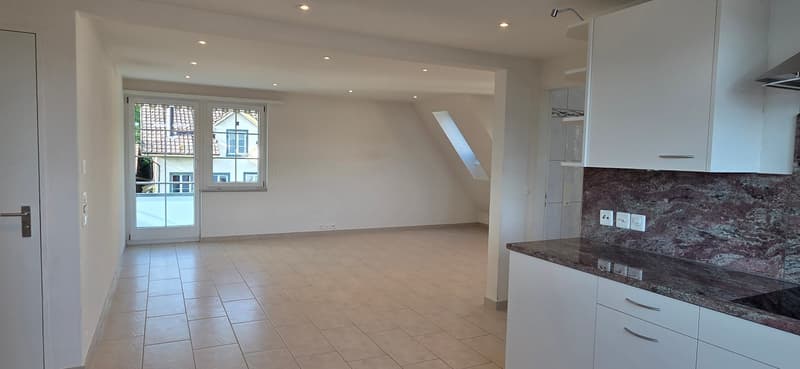 Maisonette mit Seesicht, privatem Garten und einzigartigem Wohnatelier inkl. Garage (22)