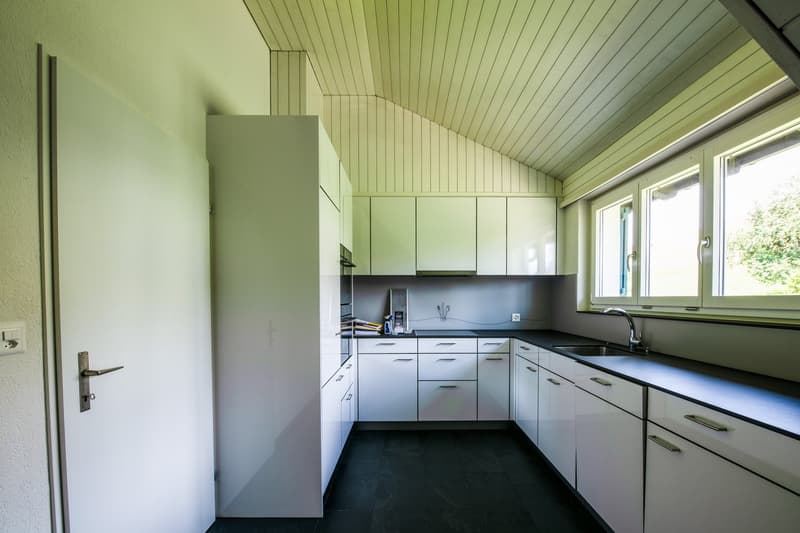 Exklusive 6.5-Zimmer-Dachwohnung mit traumhafter Aussicht im Hirzel (9)