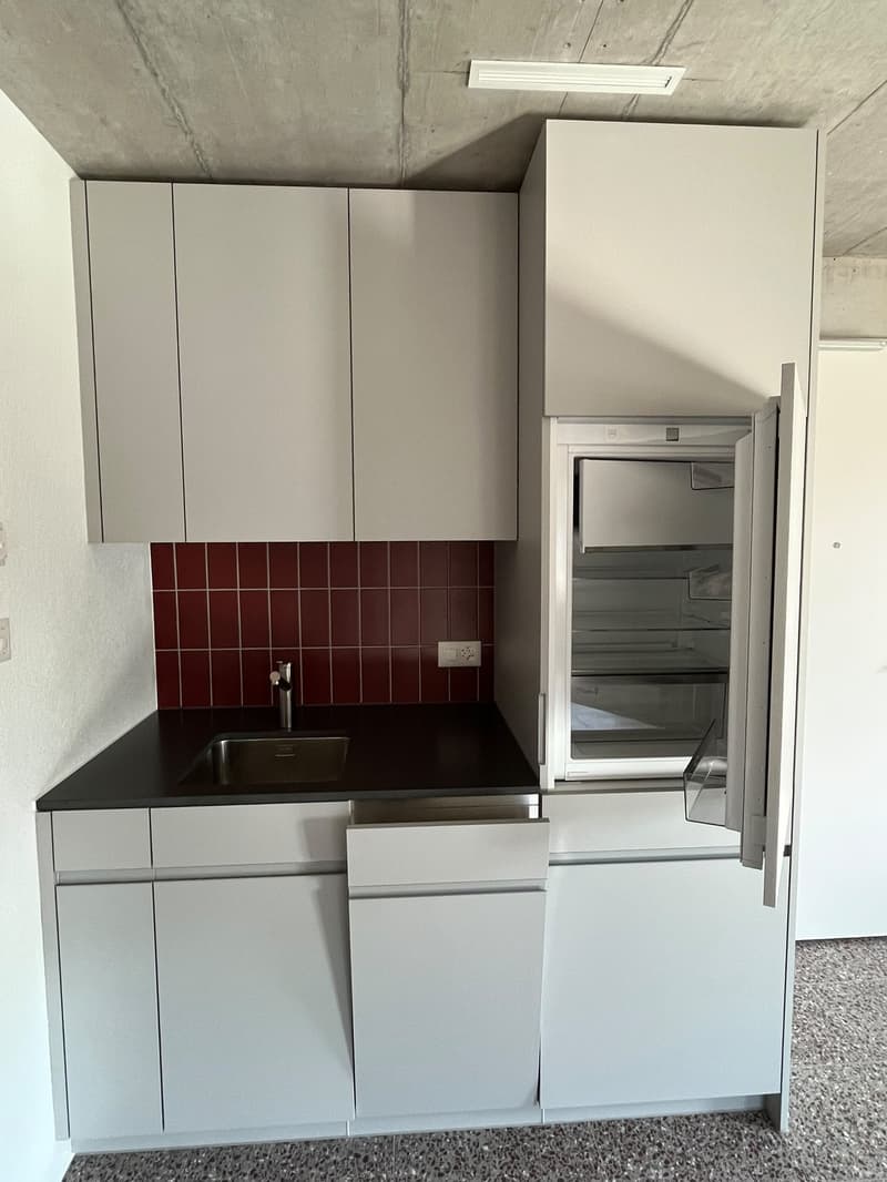 Modernes 1.5-Zimmer-Büro im Neubau in Hirzel – sonnig, ruhig und barrierefrei (6)