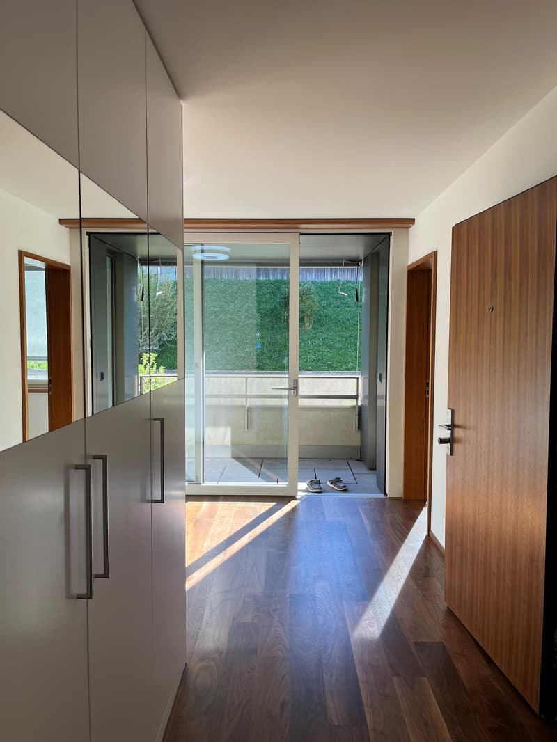 Helle 4.5-Zimmer-Wohnung mit Seesicht an der Seestrasse in Horgen (26)
