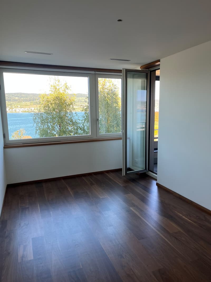 Helle 4.5-Zimmer-Wohnung mit Seesicht an der Seestrasse in Horgen (9)