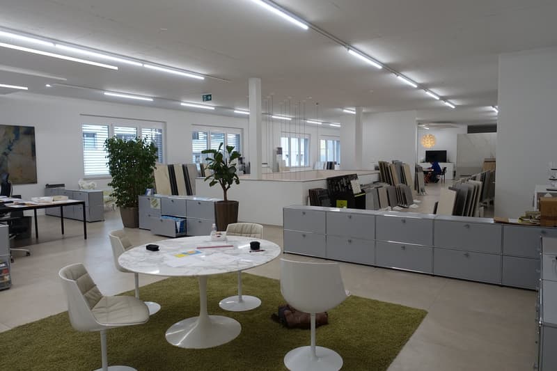 Commercial space for rent - also possible up to 840m2 total area! (4)