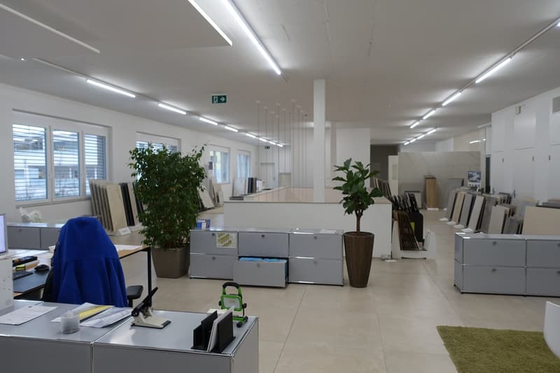 Commercial space for rent - also possible up to 840m2 total area! (7)