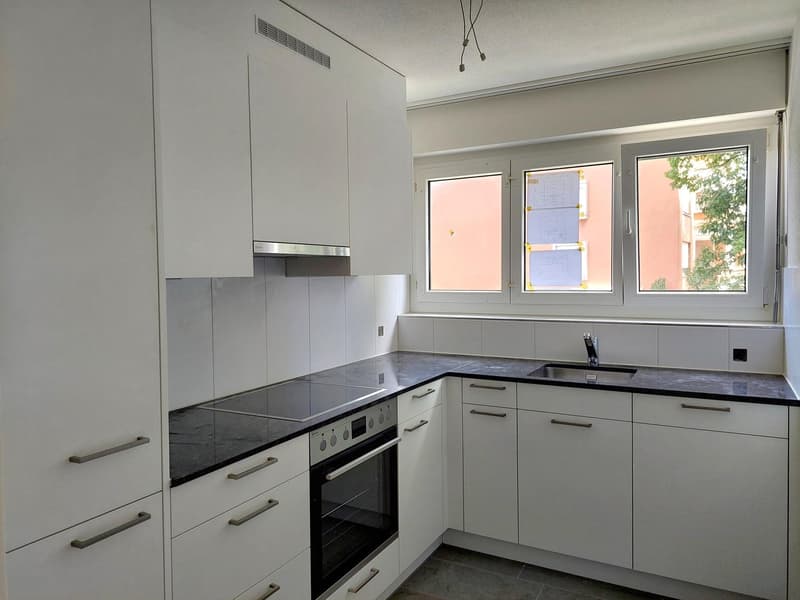 Partly renovated apartment in a quiet location (2)
