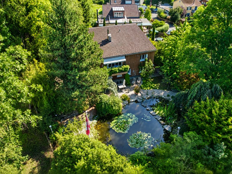 Idyllisches Zuhause in St. Gallen – Gartenparadies mit Schwimmteich (1)