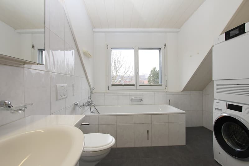 Bright and spacious 3½-room attic maisonette apartment (6)