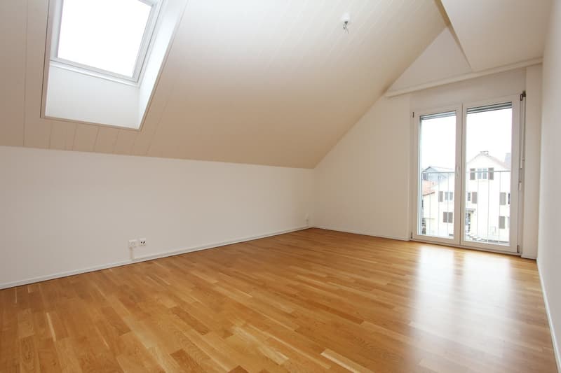 Bright and spacious 3½-room attic maisonette apartment (4)