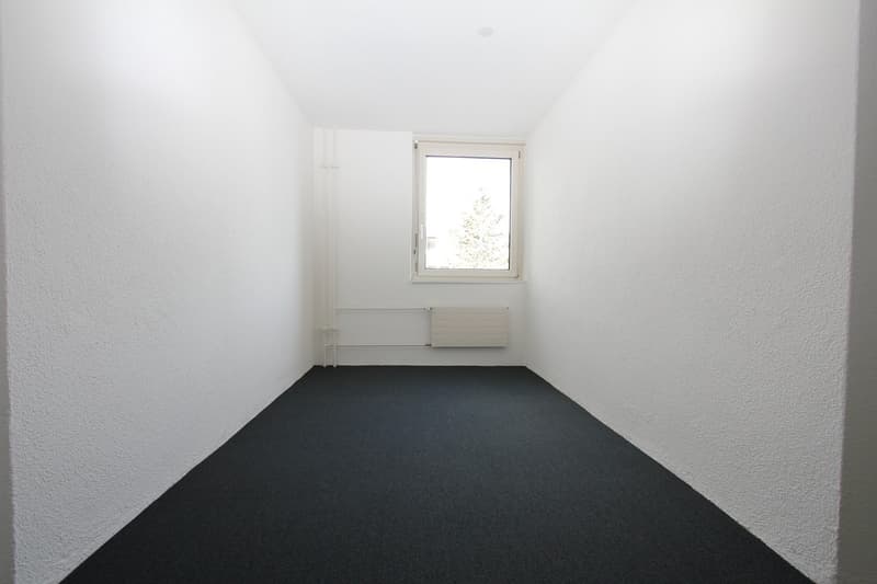 Attractive location with very good infrastructure (5)