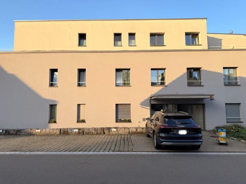 Moderne 3½-Zimmerwohnung im Zentrum von Hinwil (9)
