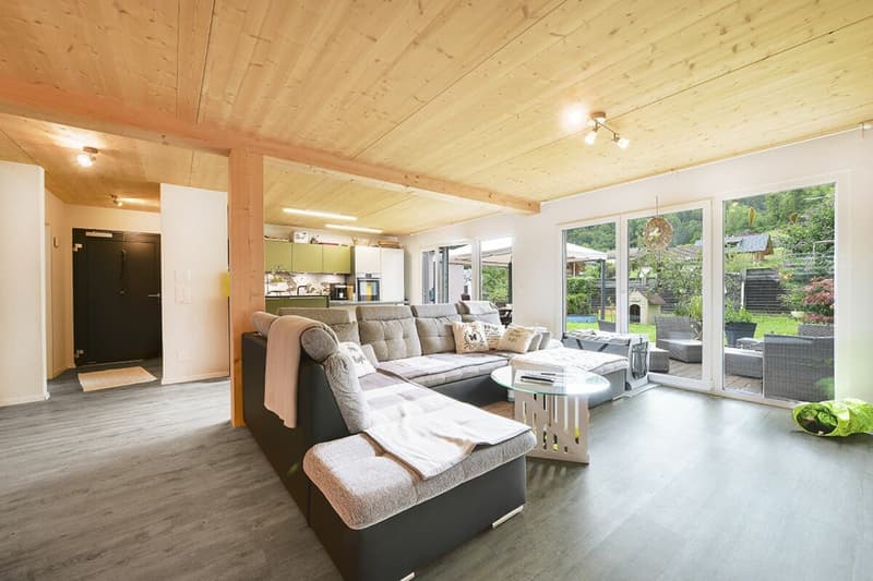 One- and two-family house on a large plot of land for self-use or as a rental property copy (16)