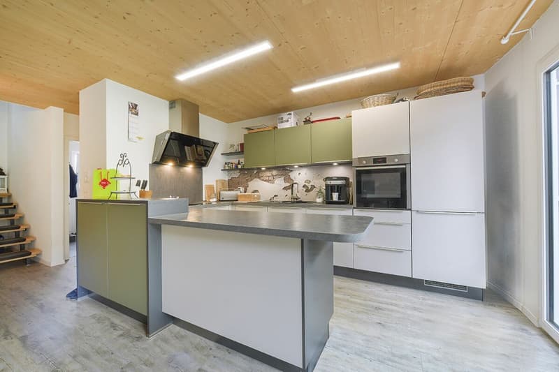 One- and two-family house on a large plot of land for self-use or as a rental property copy (14)