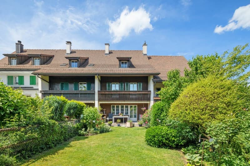 Affascinante casa a schiera di 6,5 locali in una posizione familiare (12)