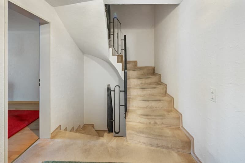 Affascinante casa a schiera di 6,5 locali in una posizione familiare (9)