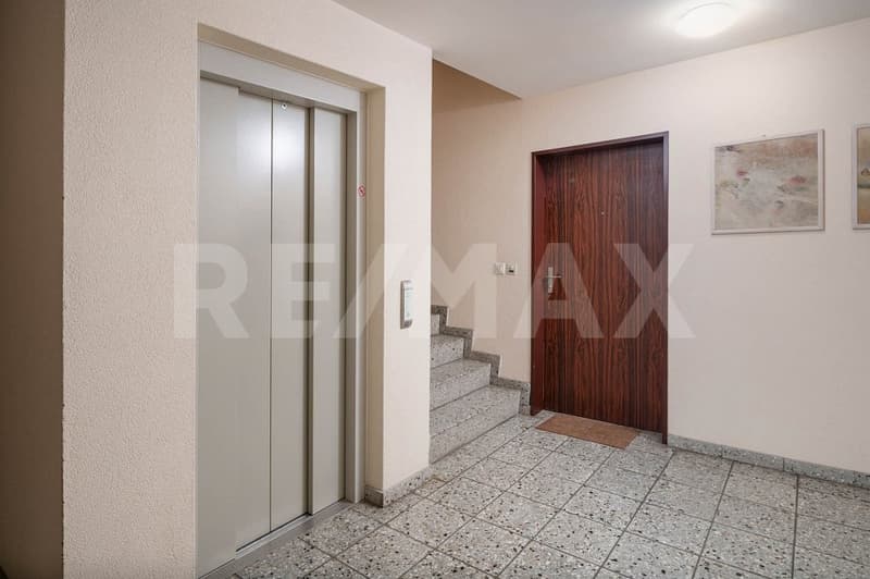 Charmante 1.5-Zimmer-Wohnung modernisiert und nur wenige Schritte vom Zürichsee (7)