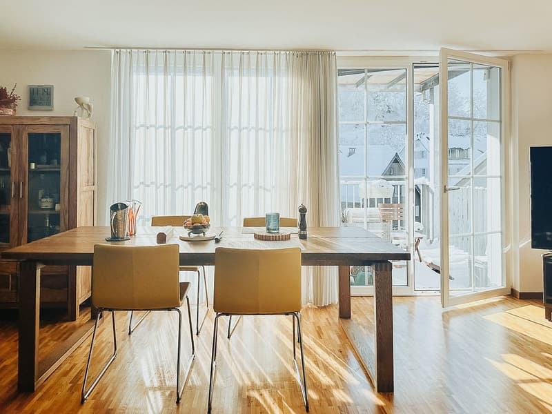 Helle 3.5 Zimmerwohnung am Klosterplatz mit viel Charme (4)