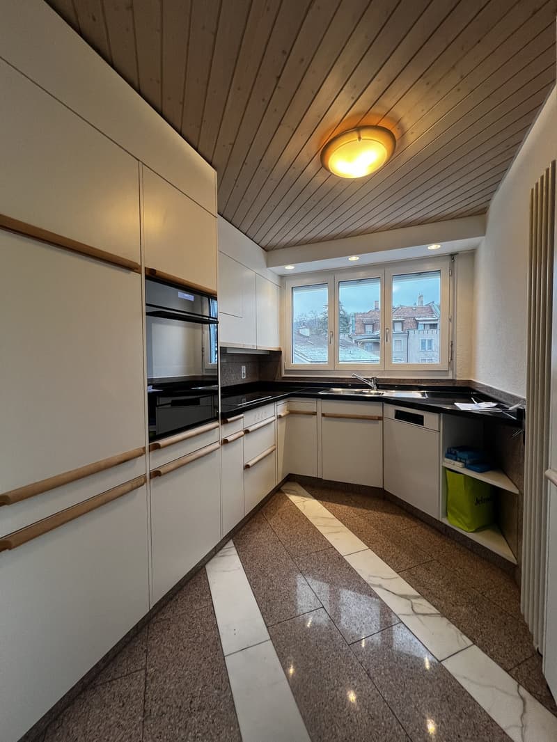 Schöne 3.5- Zimmerwohnung nahe Römerhof zu vermieten (6)