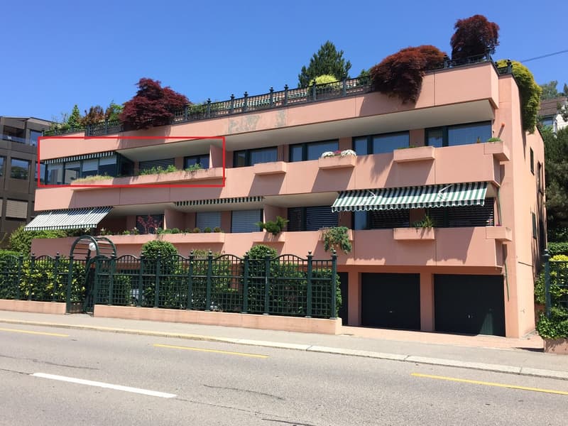 Beautiful 2.5-room apartment with direct view of Lake Zurich (1)