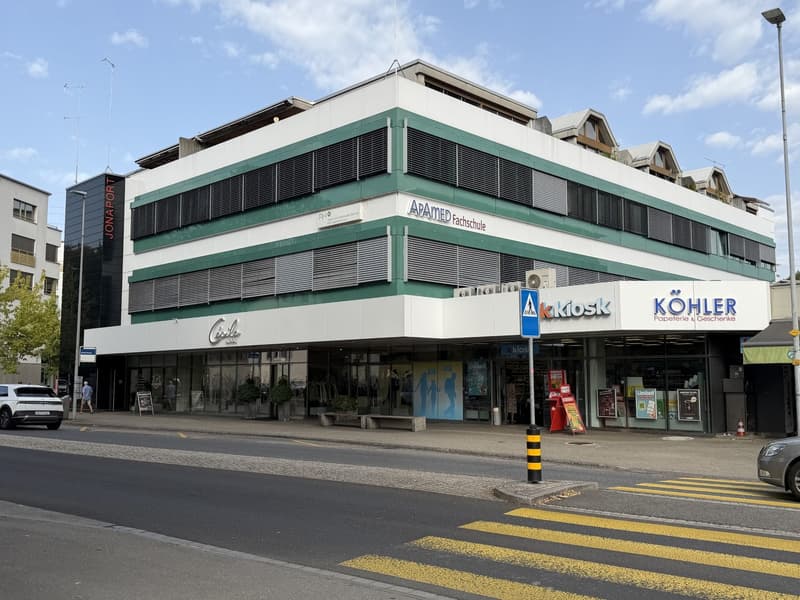 Lagerraum an zentraler Lage in Jona (1)