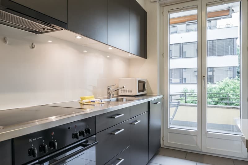 Vivre dans un excellent emplacement à Zurich, appartement 2.5 pièces moderne (7)