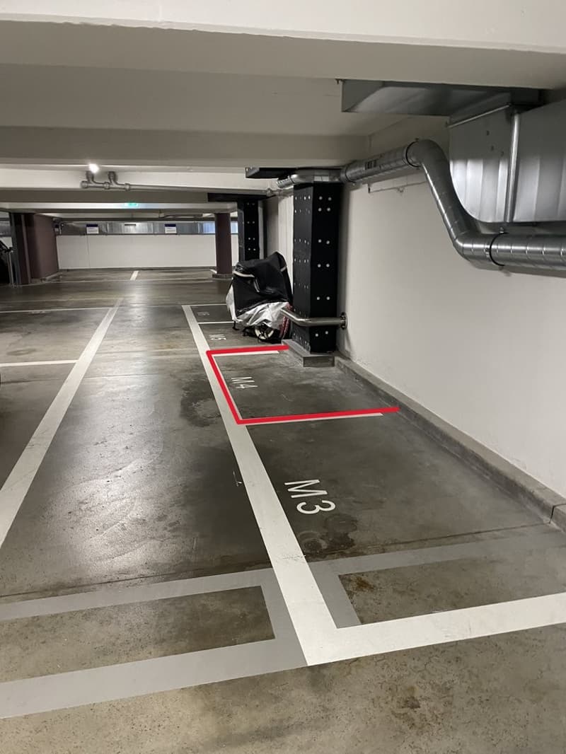 Motorradplatz UG
