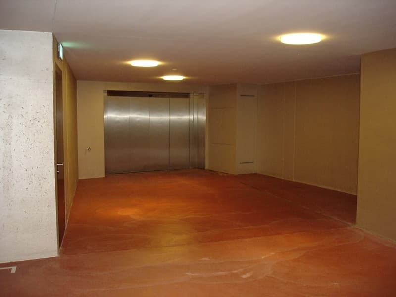 Tiefgarageneinfahrt
