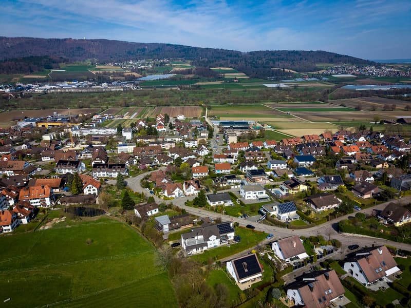 Grandiose Garden Apartment in Dänikon (14)