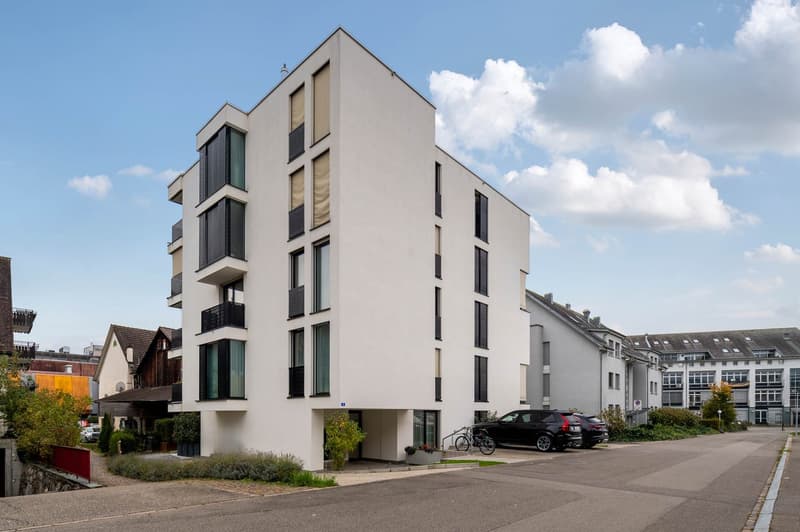 Zentrale 2 ½ -Zimmer-Wohnung... (11)