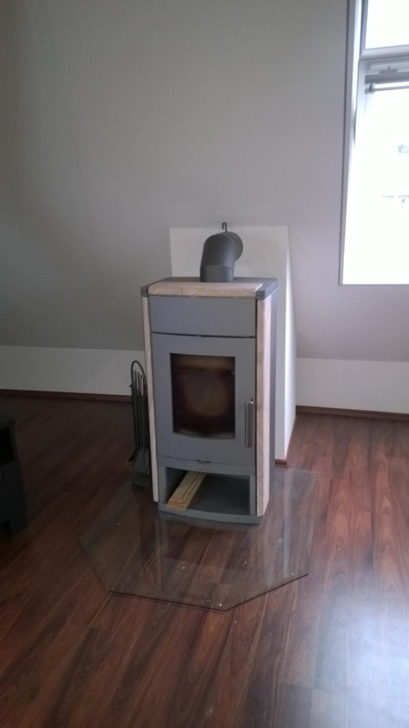 Cheminéeofen im Wohnzimmer