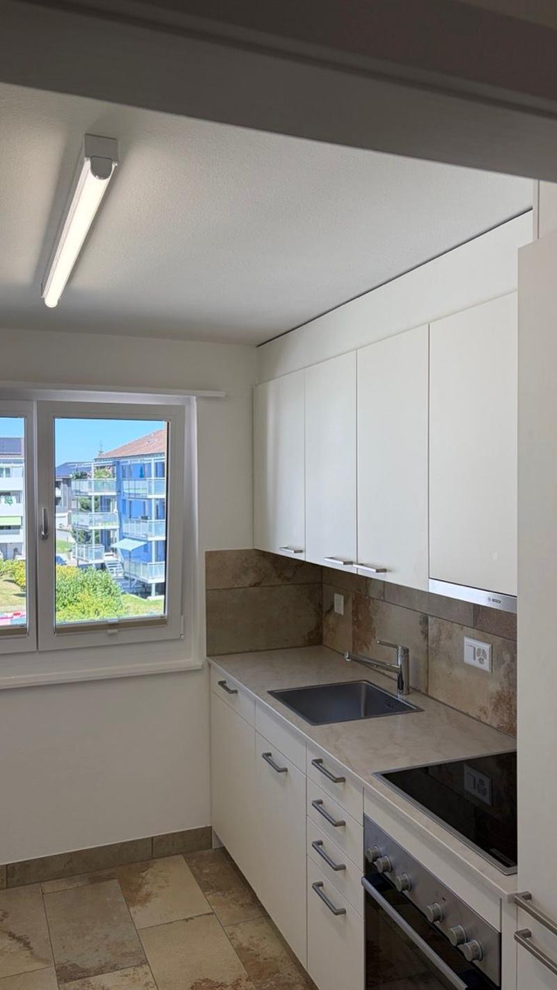Komplett renovierte 3-Zimmer-Wohnung mit grossem Balkon (8)