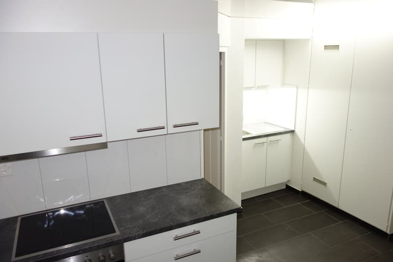 Appartement de 3,5 pièces neuve et non meublé, situé au centre de Biel (5)