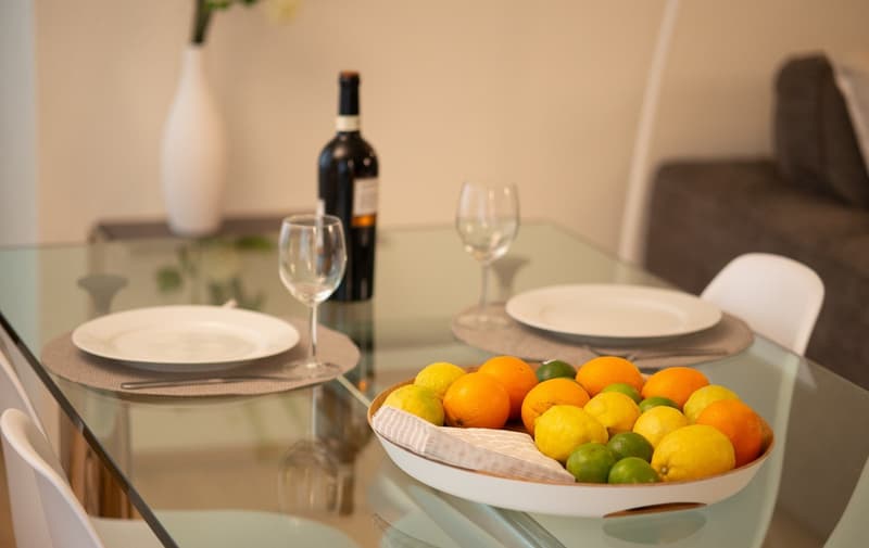 Charming Furnished 3-Room Apartment with Balcony in Zürich Wiedikon (18)