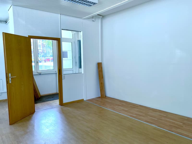 Commercial space with separate entrance – ideal for studio or workshop (2)